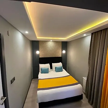 Ulu Hotel *